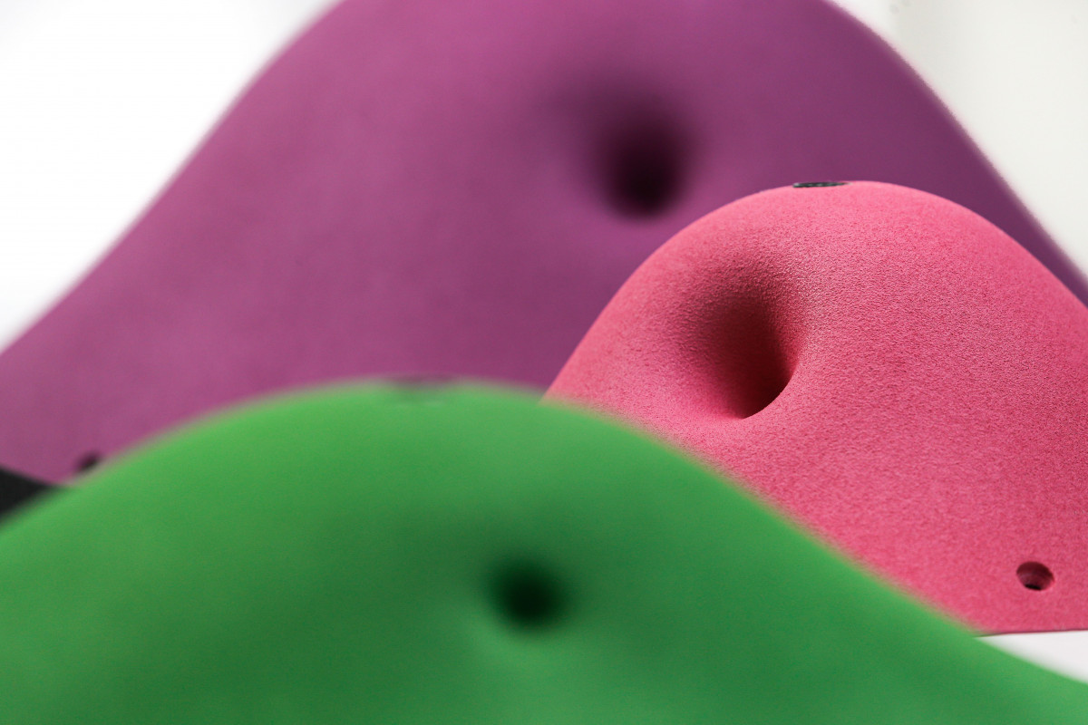 Asymmetric Pockets 156