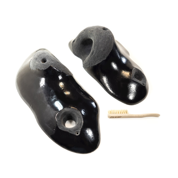 Limestone Snail Jugs