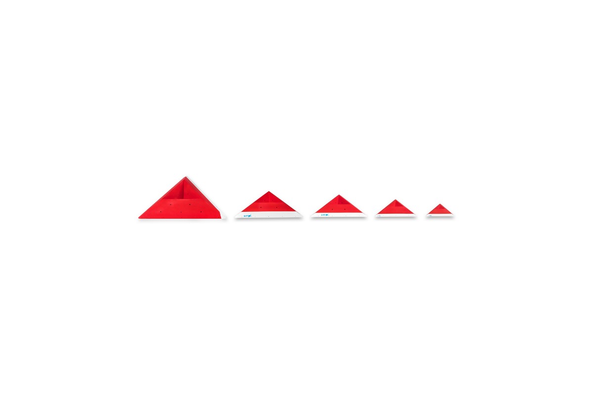 Incut Pyramids 05C